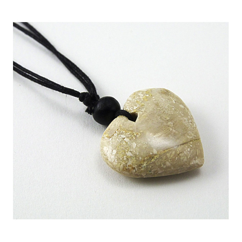 Collier Coeur pierre beige