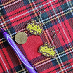 Boucles d'oreilles Space Invader Pixel jaune marron